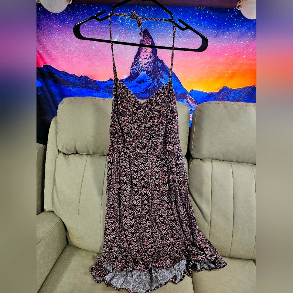 Torrid 0 Summer Dress Black and Pink Pattern Halter Top Stretchy bust area